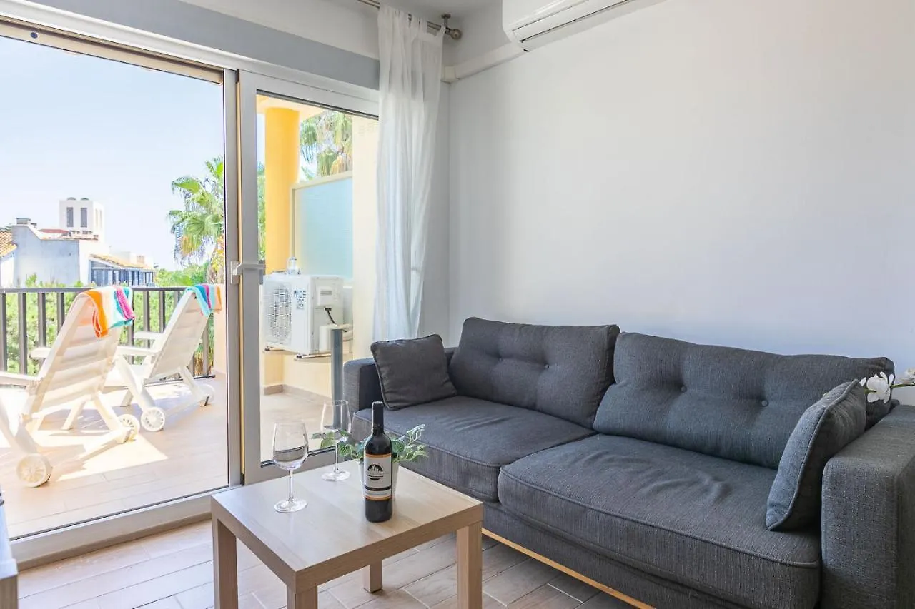 Апартаменты Apartamento La Golondrina Марбелья